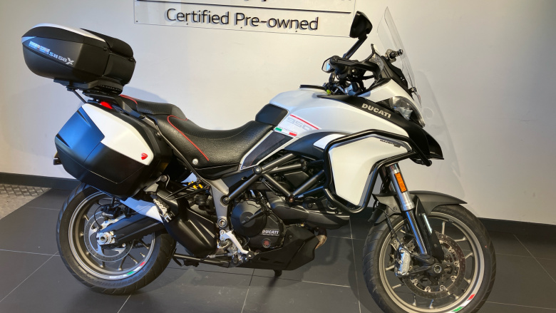 Ducati Multistrada 950 - Red